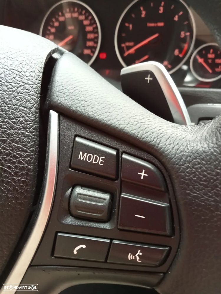 BMW 320 d Touring Aut. Luxury Line - 38