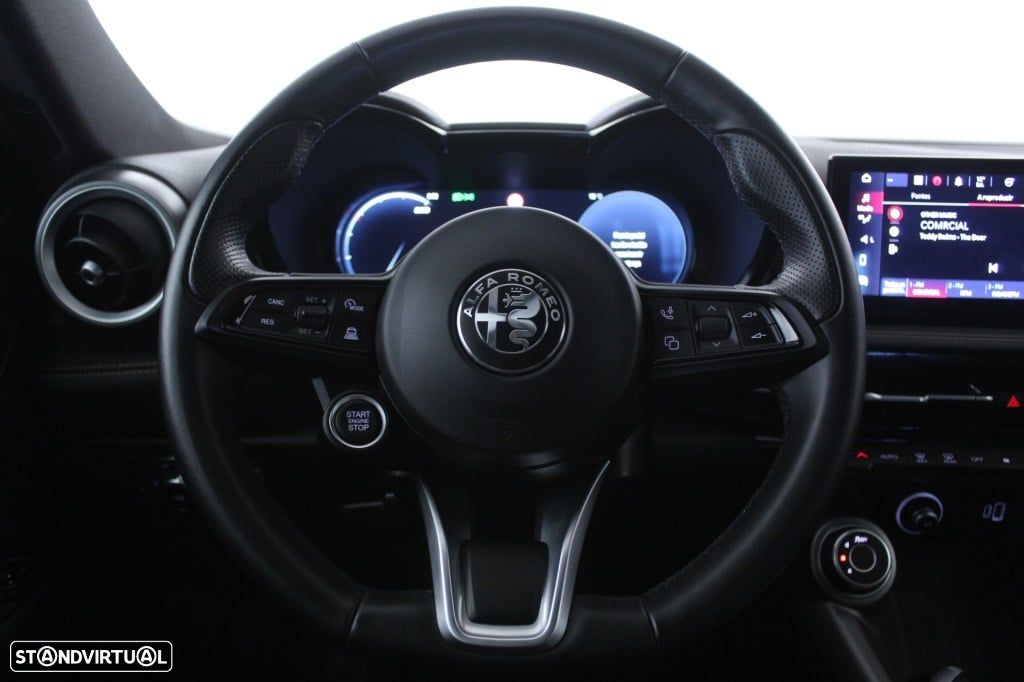 Alfa Romeo Tonale 1.5 Hybrid Veloce - 19