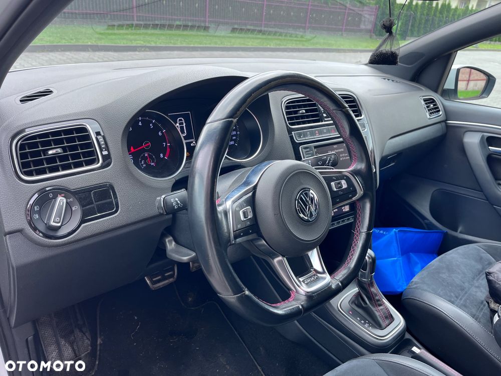 Volkswagen Polo 1.8 TSI BMT GTI DSG - 9