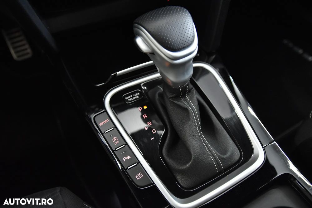 Kia Pro Ceed 1.5 T-GDI 7DCT GT Line - 17