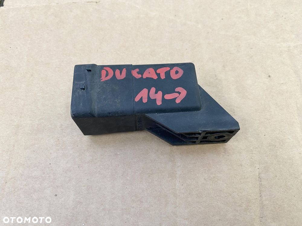 DUCATO BOXER JUMPER 06- PRZEKAŹNIK ŚWIEC ŻAROWYCH 0281003039 - 2