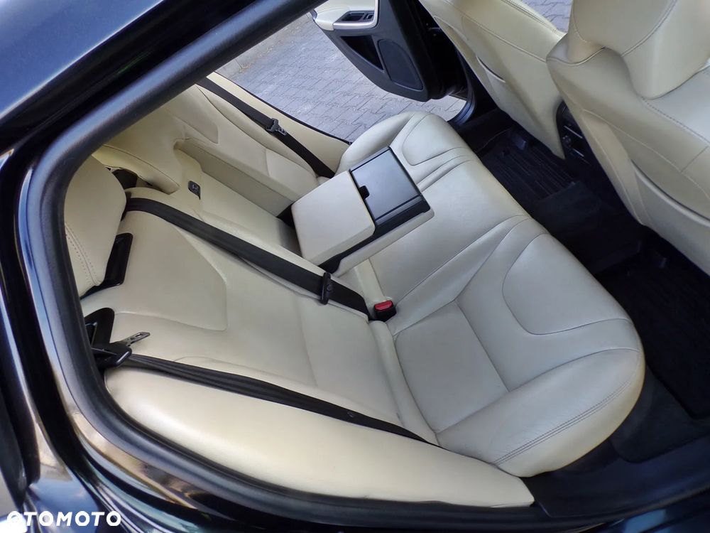 Volvo V60 D3 Summum - 27
