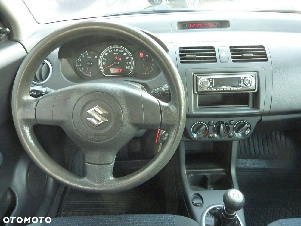 Suzuki Swift - 20