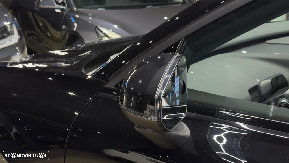 Volvo EX30 Single Motor Extended Range RWD Core - 14