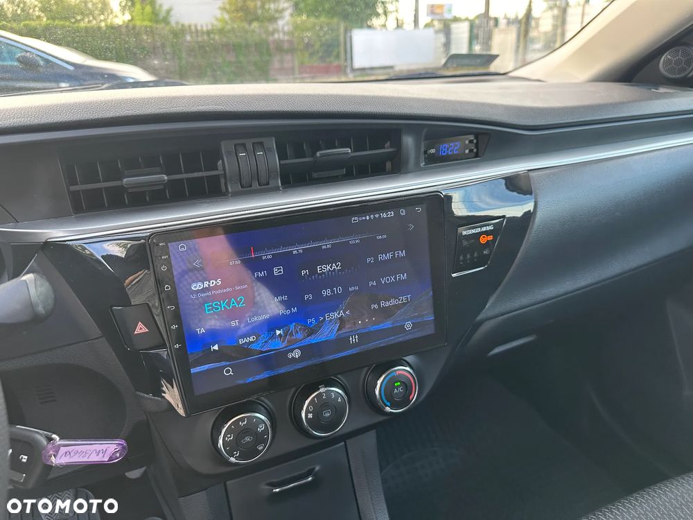 Toyota Corolla - 33