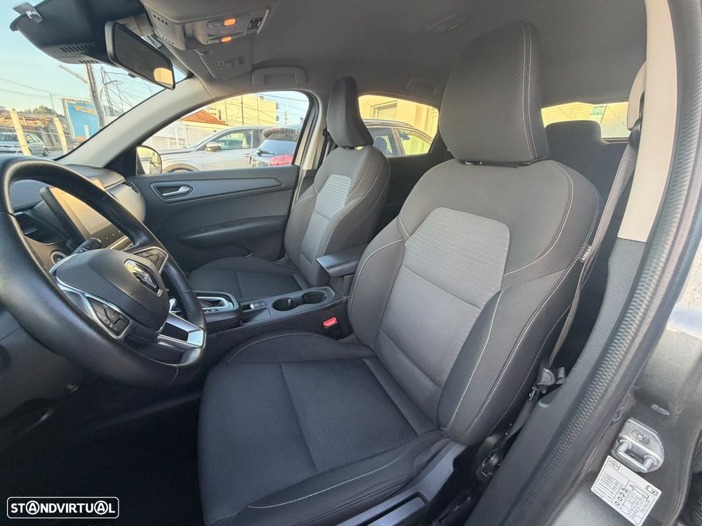 Renault Arkana 1.6 E-Tech Full Hybrid Evolution - 13