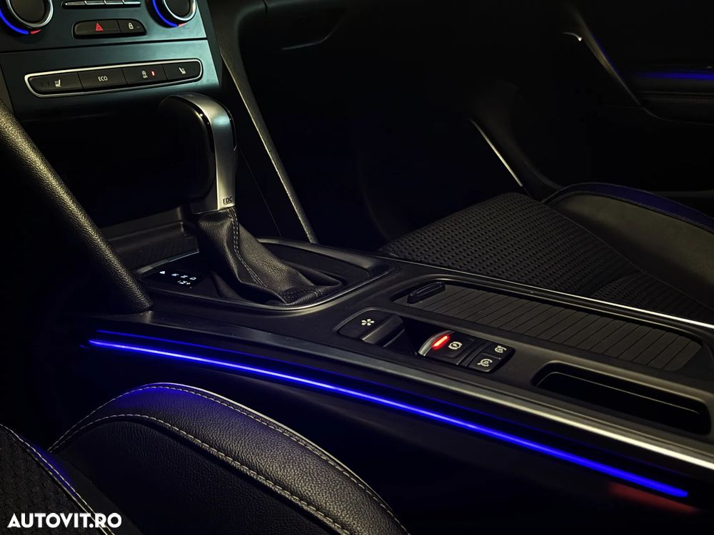 Renault Megane BLUE dCi 115 EDC BOSE EDITION - 24