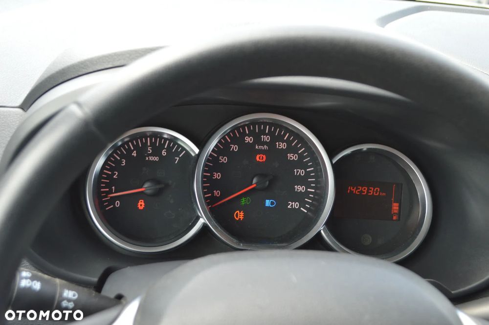Dacia Lodgy 1.6 SCe Connected by Orange S&S - 19