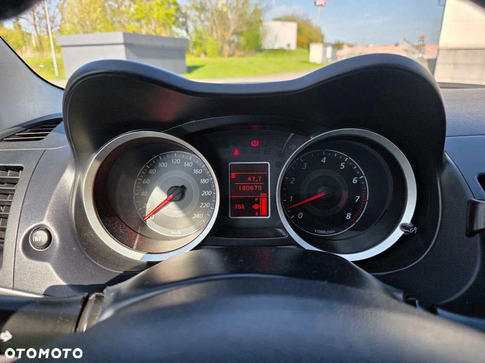Mitsubishi Lancer 1.8 Intense - 9