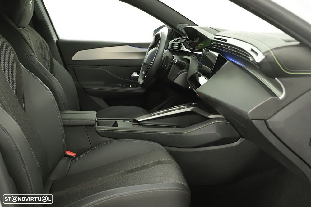 Peugeot 308 SW 1.2 PureTech GT EAT8 - 19