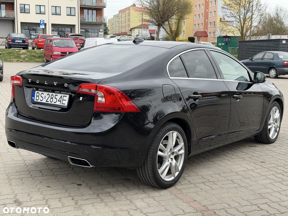Volvo S60 - 3