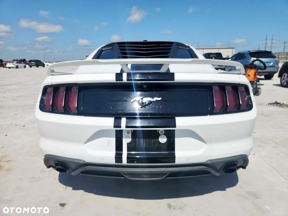 Ford Mustang 2.3 EcoBoost - 6