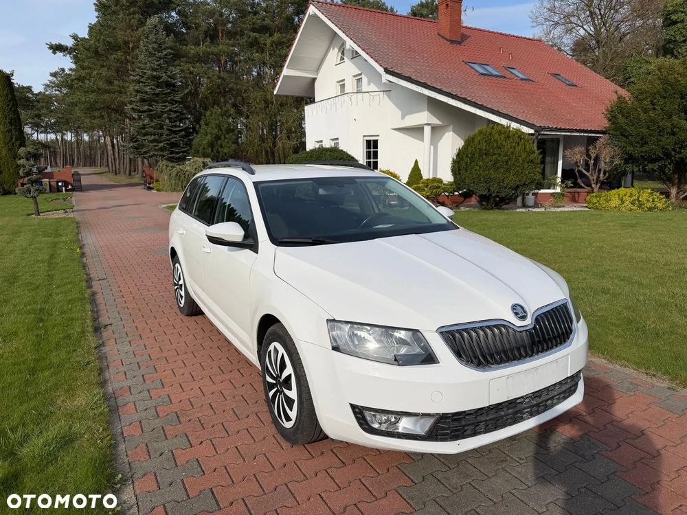 Skoda Octavia 1.6 TDI Ambition - 16