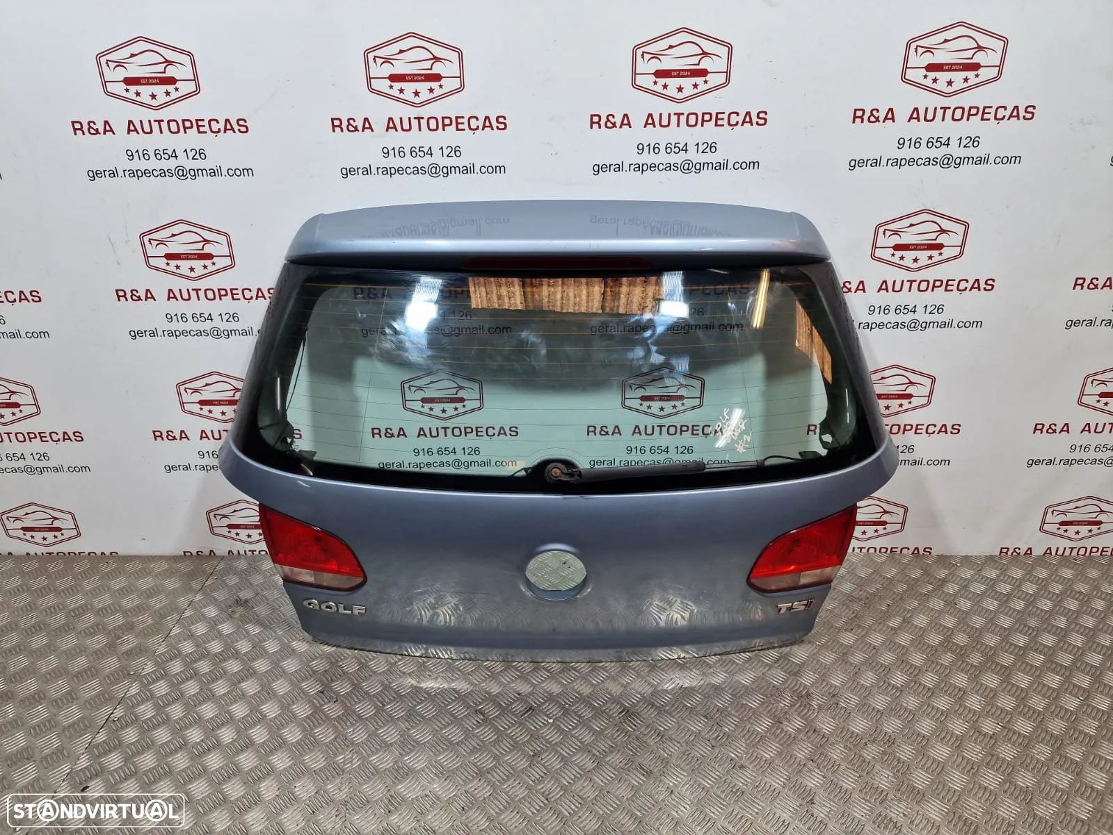 Tampa da Mala VW Golf 6 VI  portas Original - 1