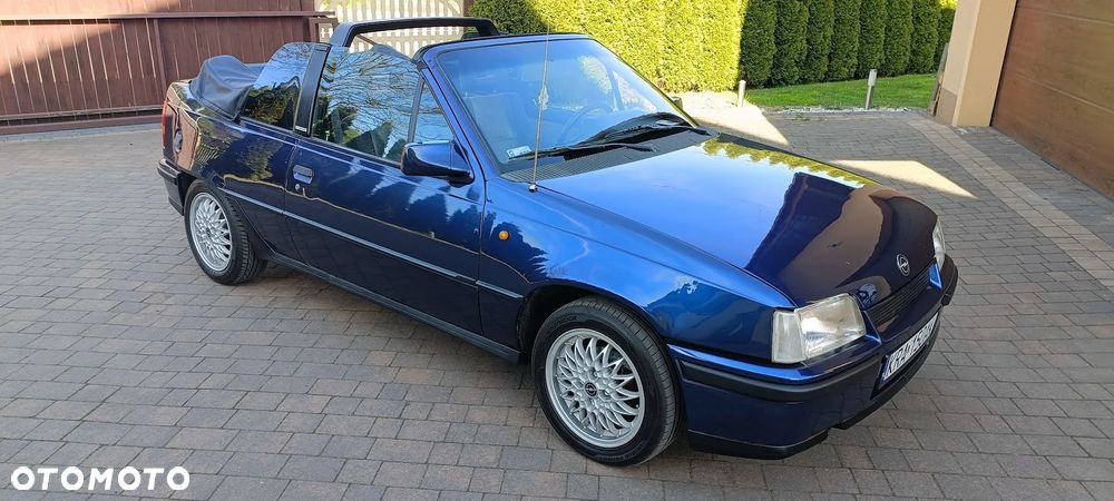 Opel Kadett 1.6 - 7