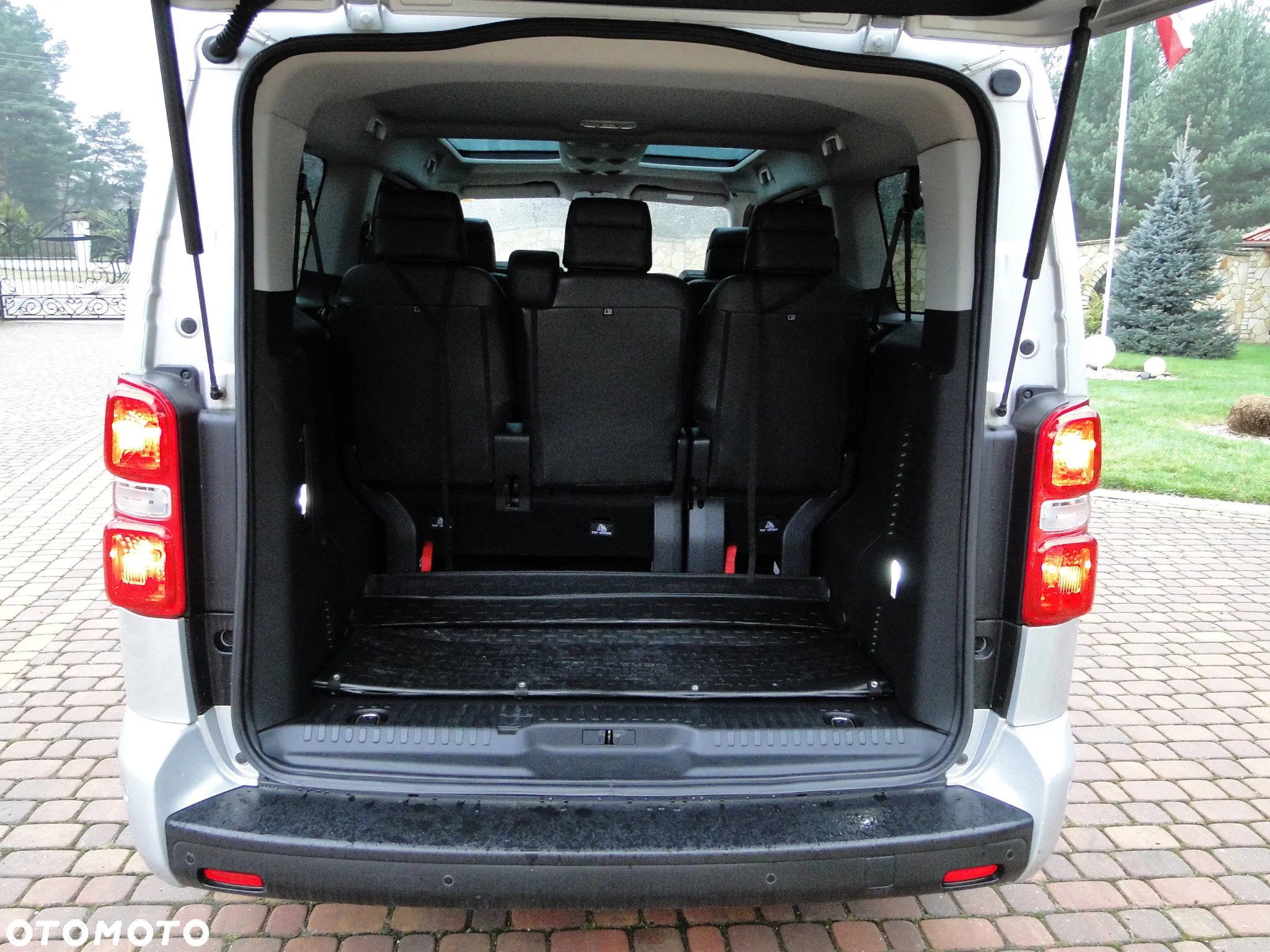 Toyota Proace Verso 2.0 D4-D Long VIP - 24