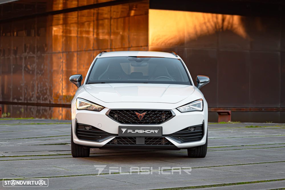 Cupra Leon ST 1.4 e-Hybrid MID DSG - 2