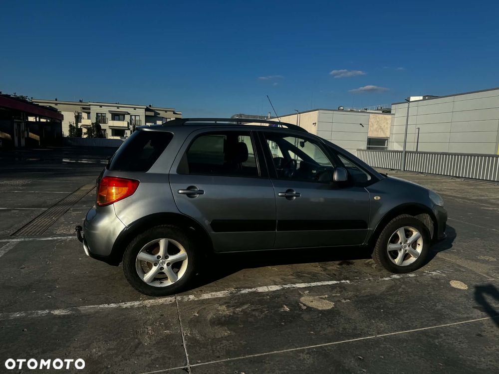 Suzuki Sx4 2008 photo 5