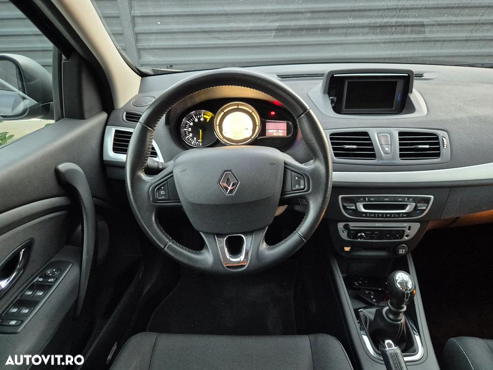 Renault Megane ENERGY TCe 115 Start & Stop Expression - 12