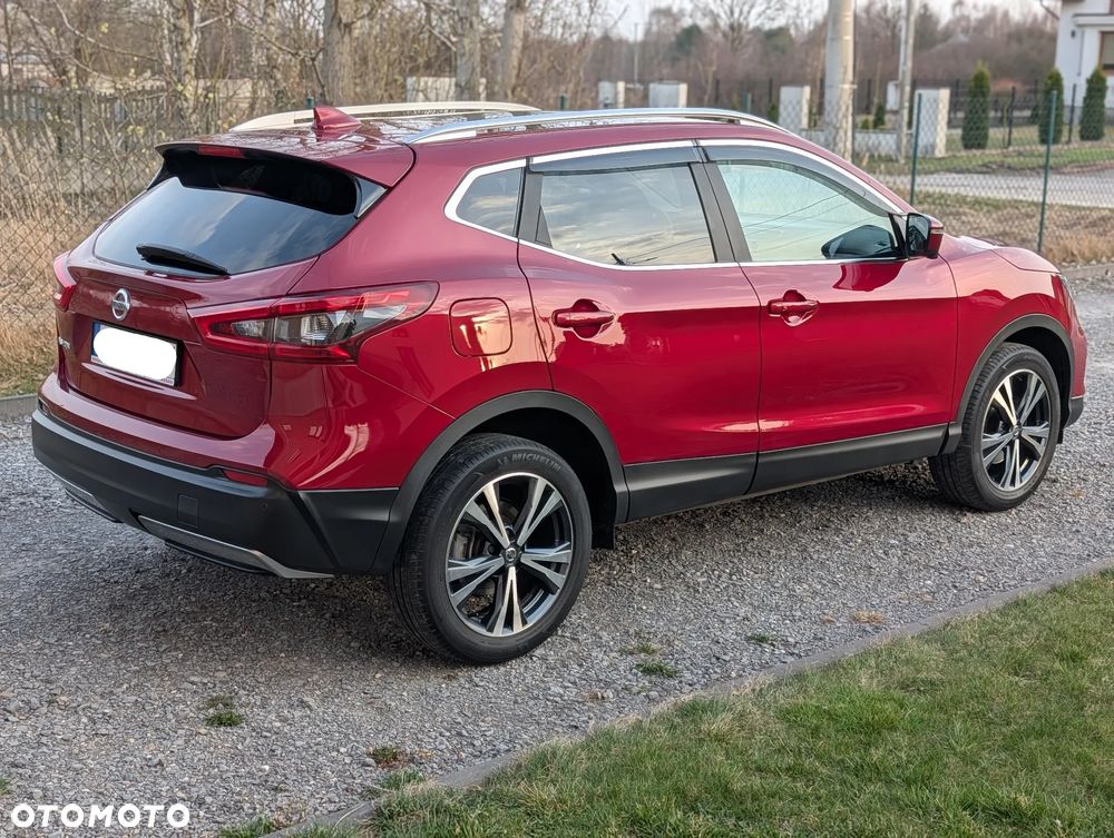Nissan Qashqai 1.6 DIG-T N-Connecta - 2
