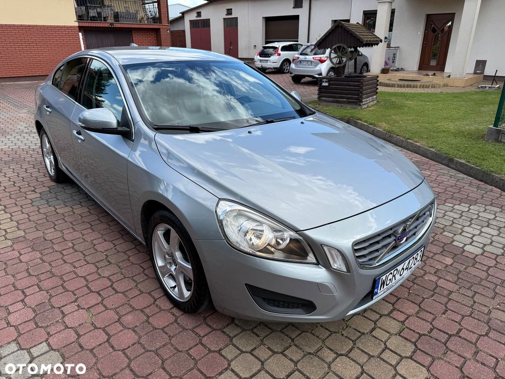 Volvo S60 D3 Momentum - 3