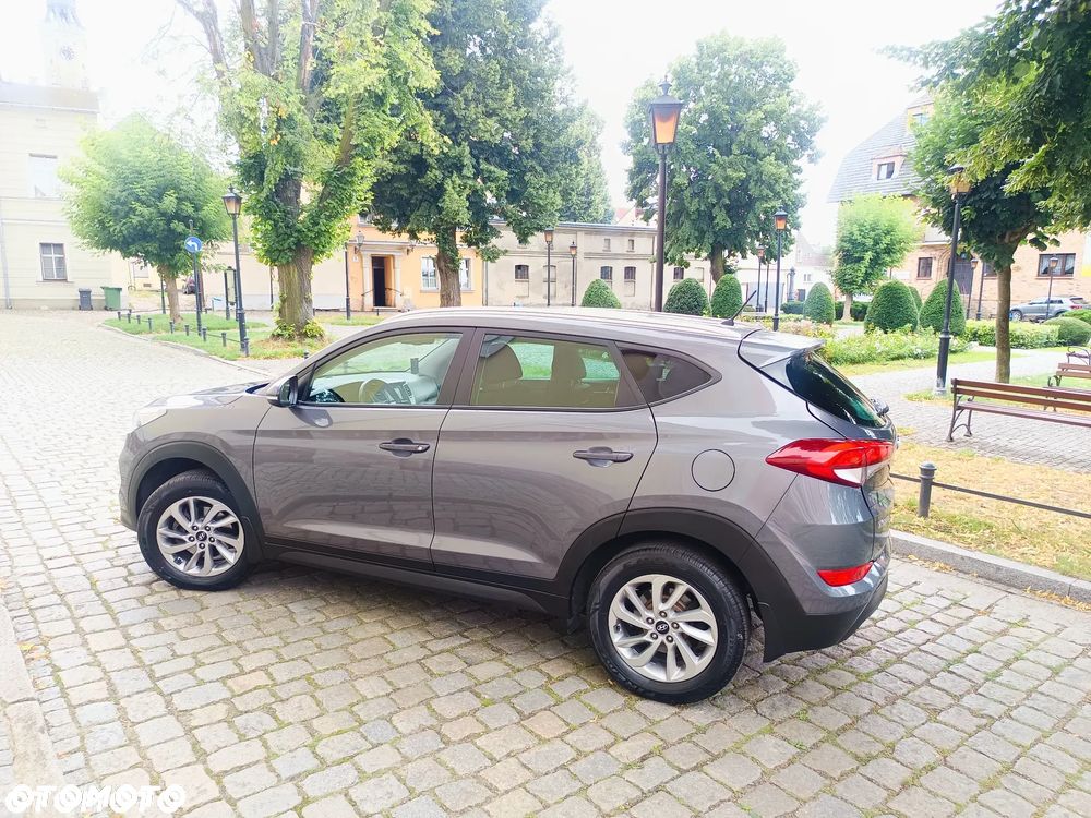 Hyundai Tucson 1.7 CRDI BlueDrive Comfort 2WD - 18
