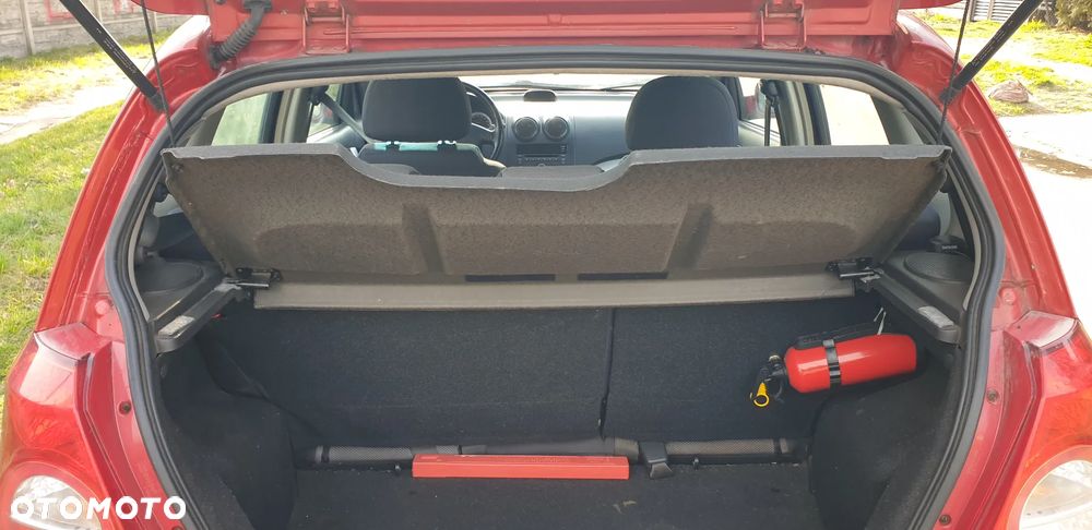 Chevrolet Aveo 1.4 16V Base - 20