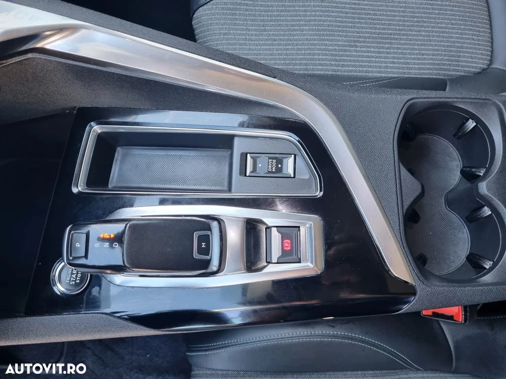 Peugeot 3008 1.5 BlueHDI 130 EAT8 Allure Pack - 20