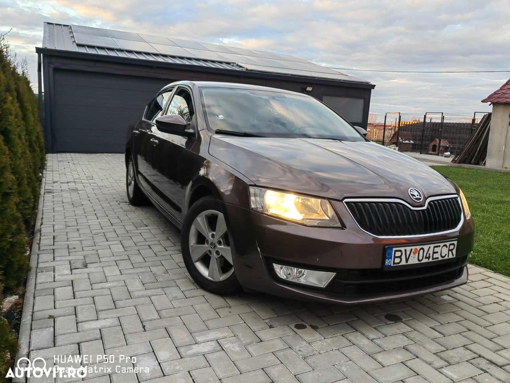 Skoda Octavia 1.6 TDI Business DSG - 9