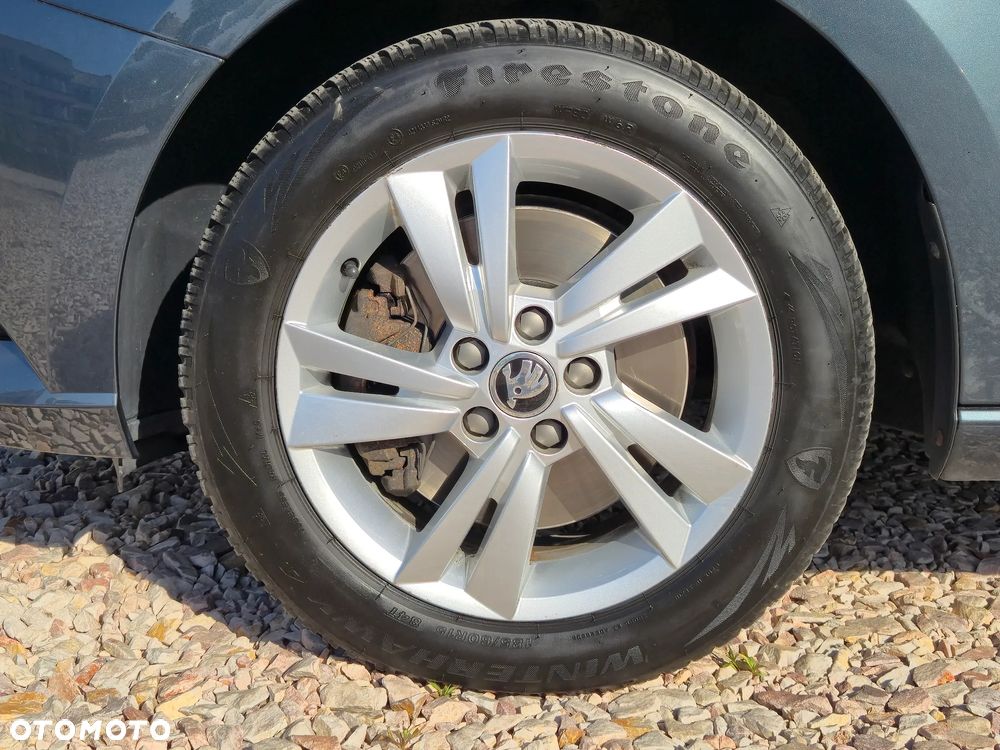 Skoda Fabia 1.0 TSI Monte Carlo - 25