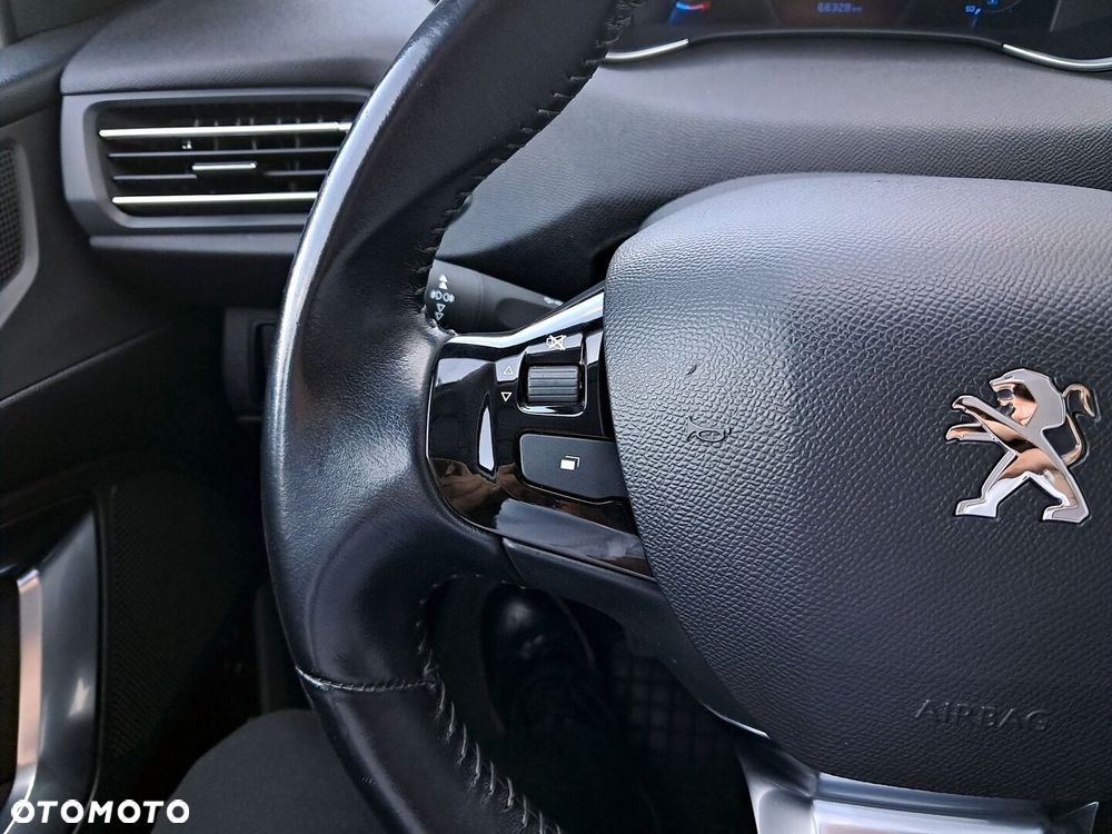 Peugeot 308 - 18
