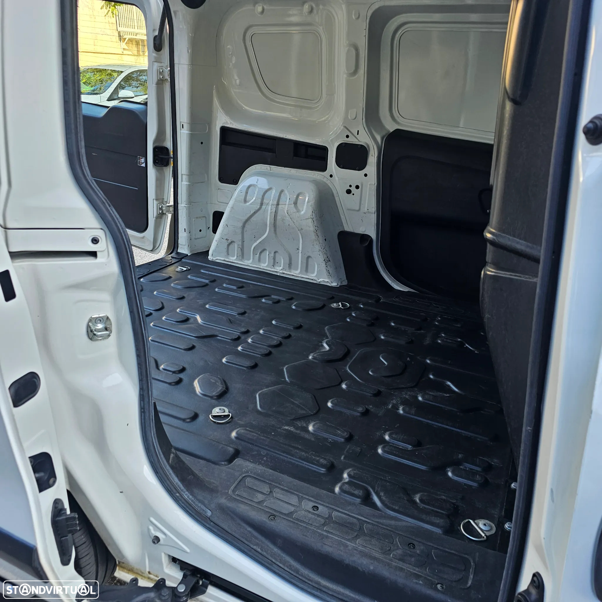 Fiat Doblo - 16