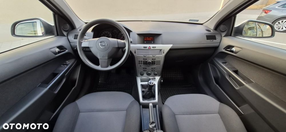 Opel Astra 1.6 Essentia - 6