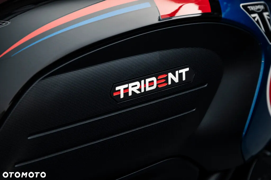 Triumph Trident - 8