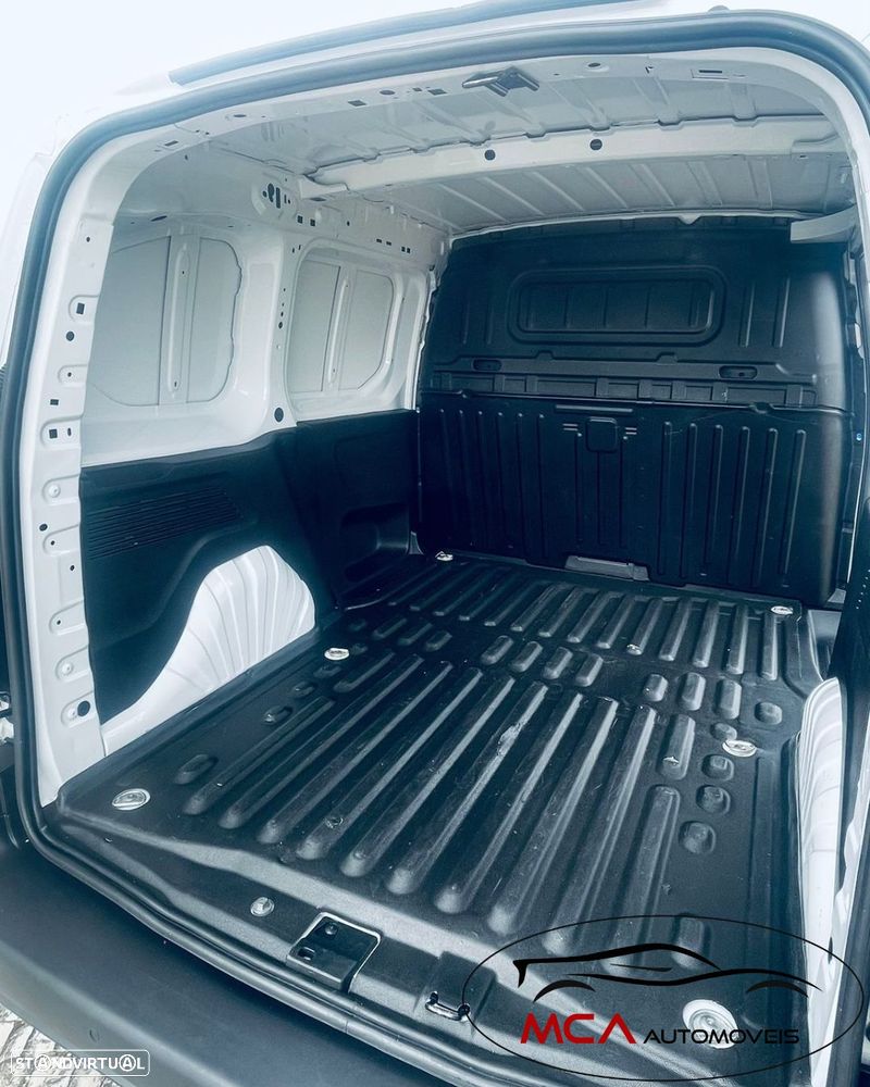 Citroën Berlingo 1.5 BlueHDi Club M Driver 102cv - 23