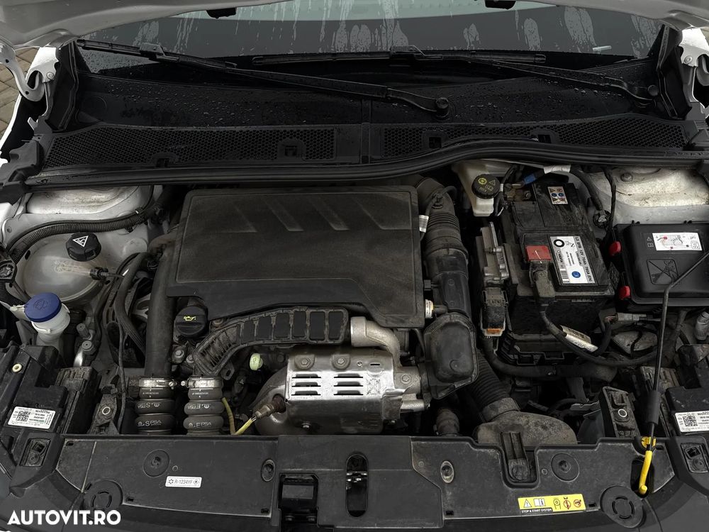 Opel Corsa 1.2 Turbo Start/Stop Elegance - 21