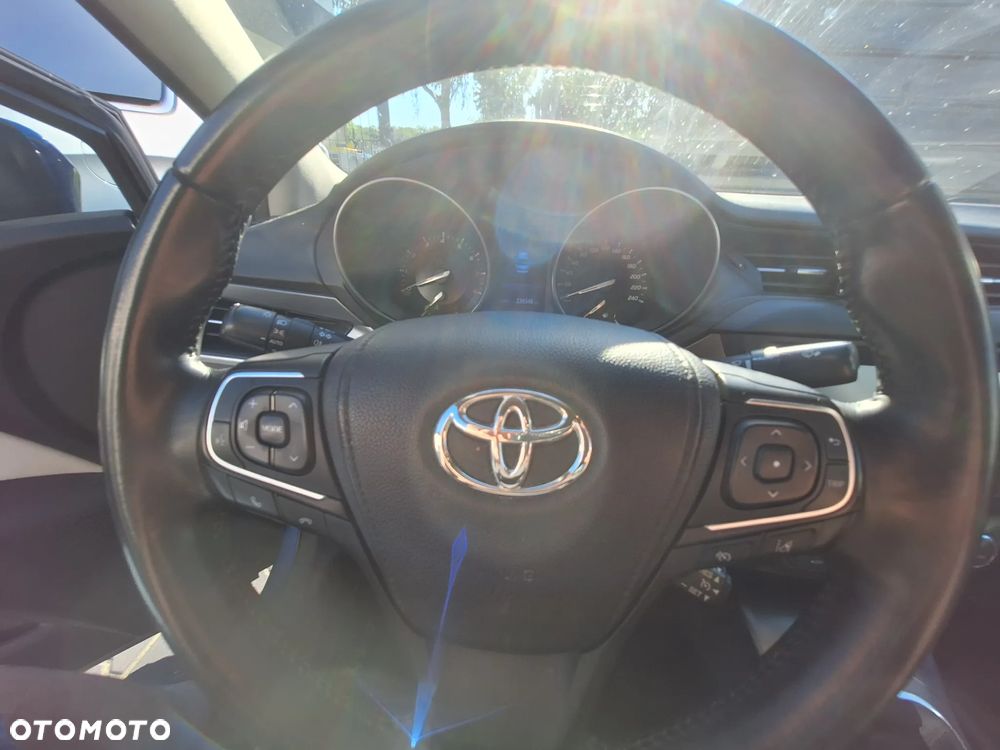 Toyota Avensis 1.8 Premium - 20