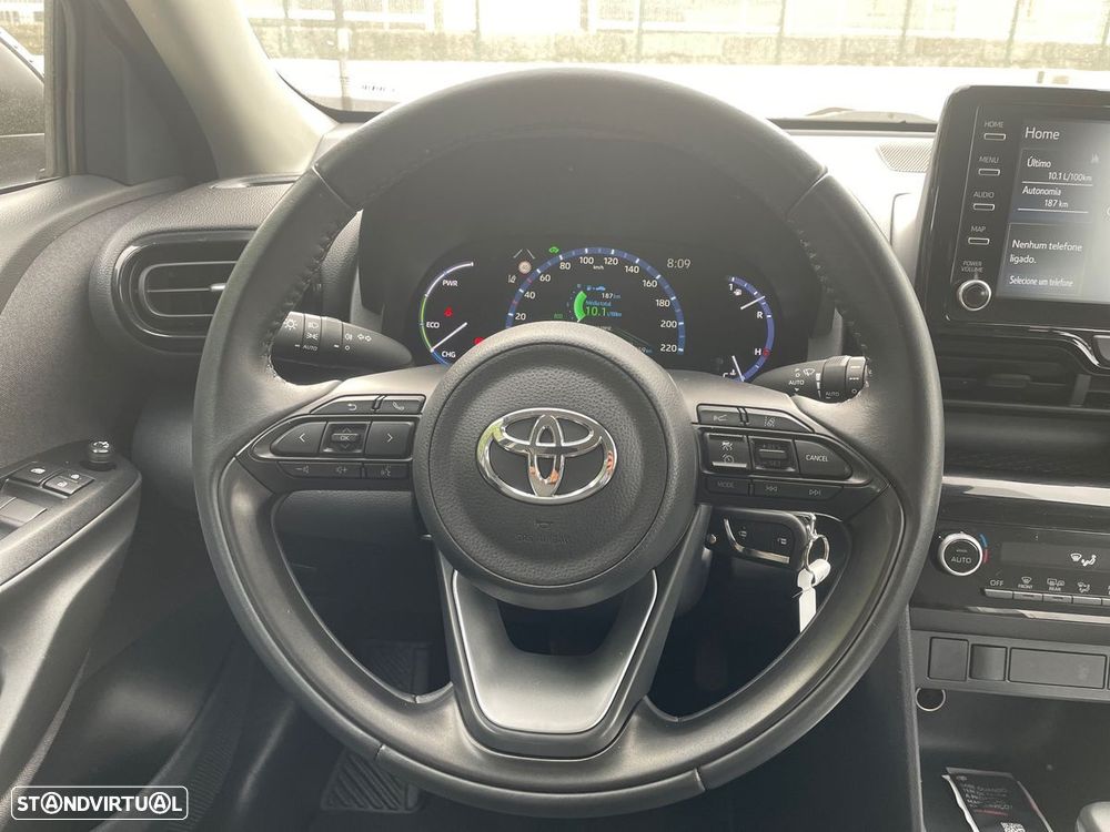 Toyota Yaris Cross 1.5 HDF Comfort Plus - 13