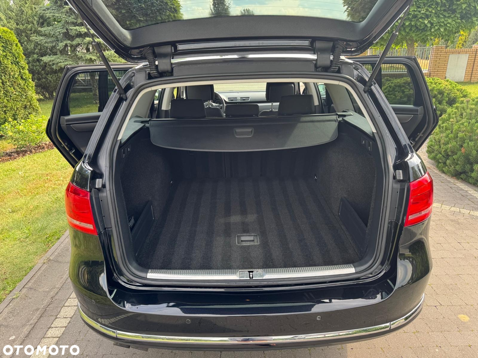 Volkswagen Passat 2.0 TDI Comfortline - 11