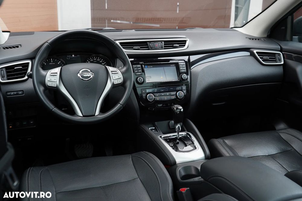 Nissan Qashqai 1.6 DCI Xtronic TEKNA - 11