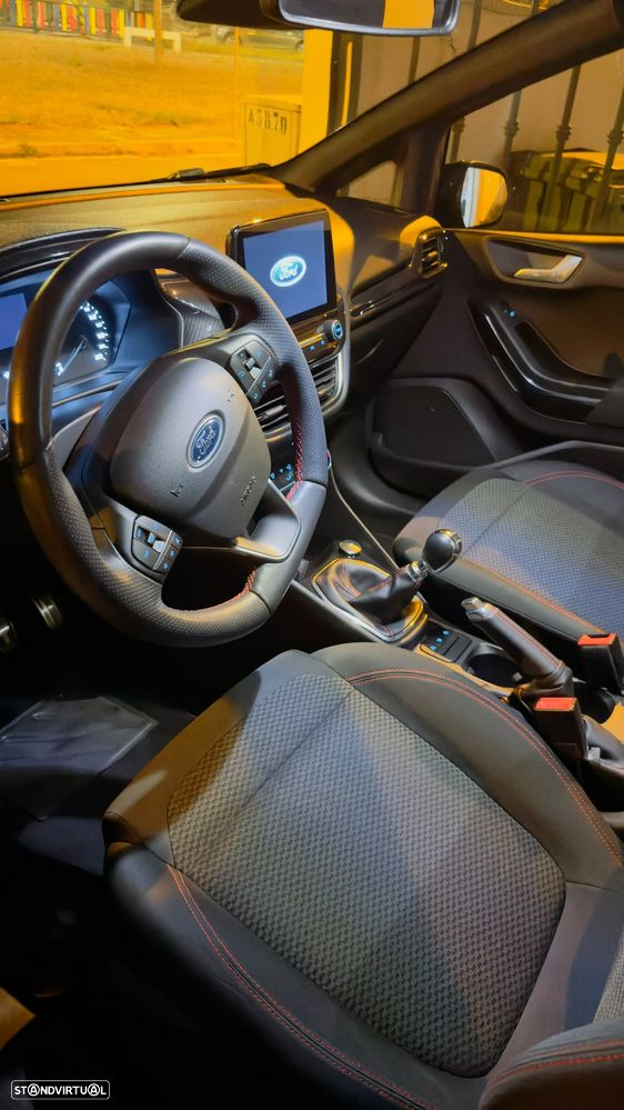 Ford Fiesta 1.0 EcoBoost S&S ST-LINE - 9