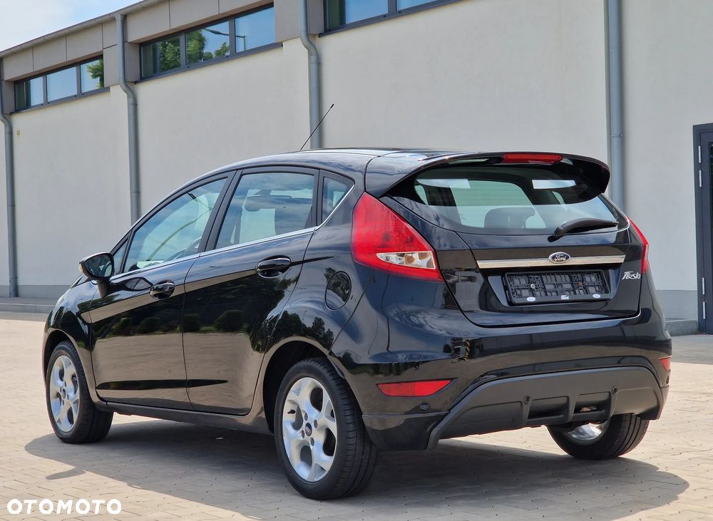 Ford Fiesta 1.25 Titanium - 14