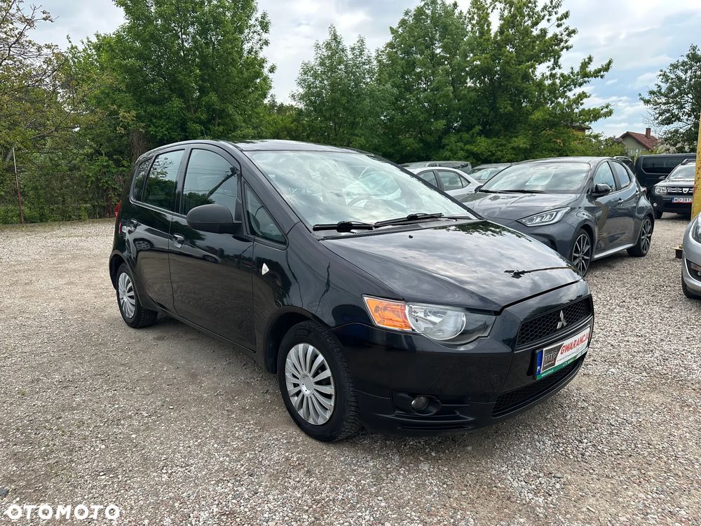 Mitsubishi Colt - 4