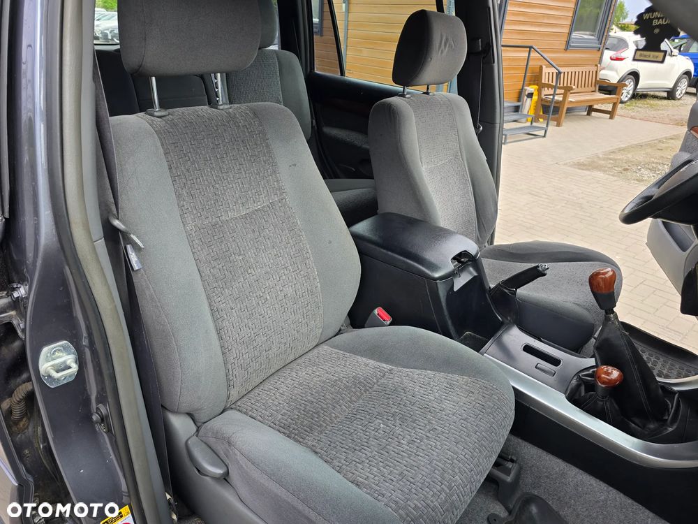 Toyota Land Cruiser - 15