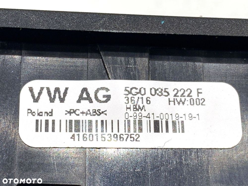 GNIAZDO USB - 84.00 PLN - VW GOLF VII (5G1, BQ1, BE1, BE2) 2012 - 2022 1.6 TDI 81 kW [110 KM] olej - 4