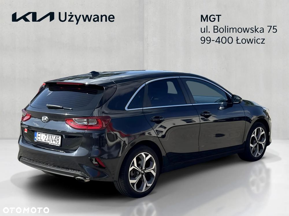 Kia Ceed 1.4 L - 5