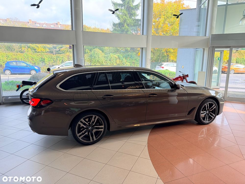 BMW Seria 5 520d MHEV Luxury Line sport - 10
