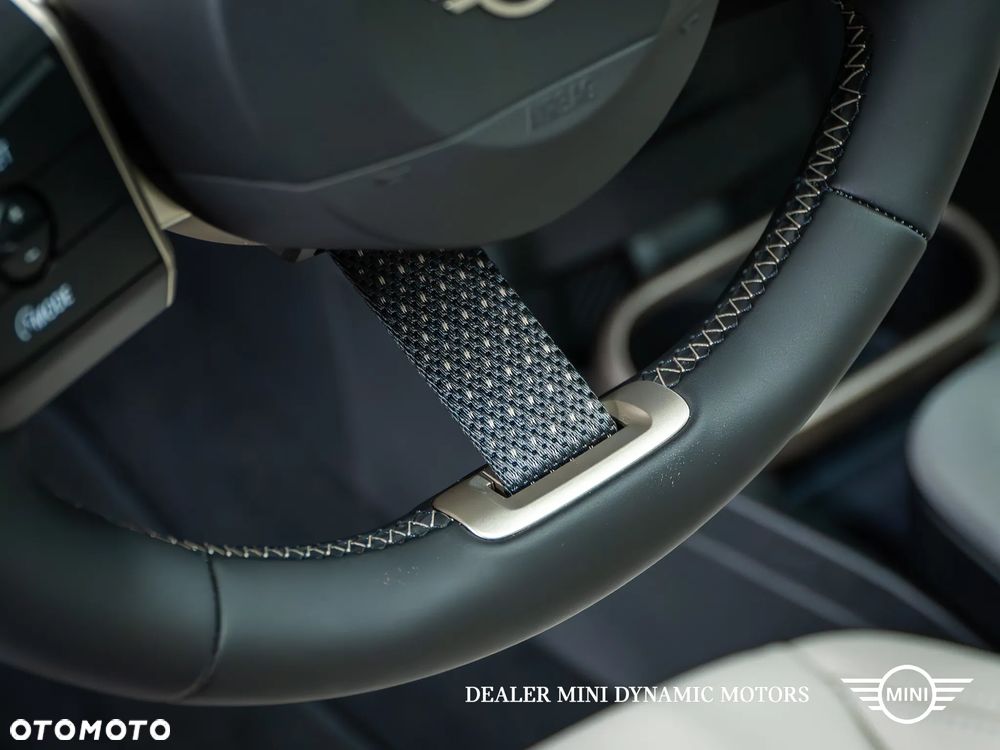 MINI Cooper S Favoured Trim - 27
