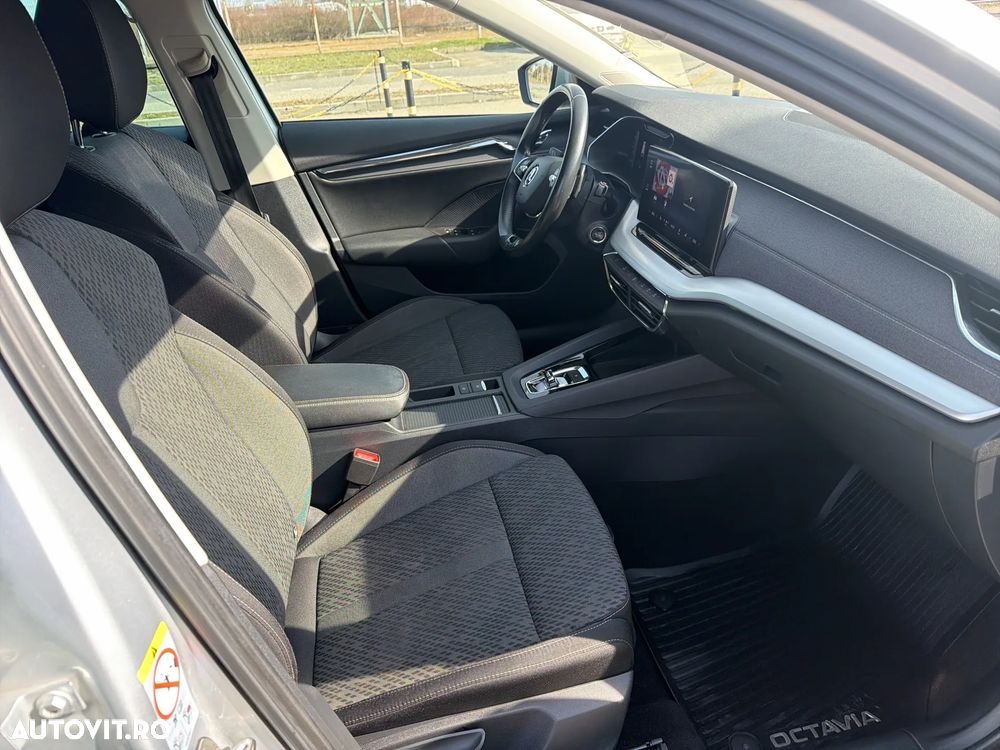 Skoda Octavia 2.0 TDI DSG Style - 16