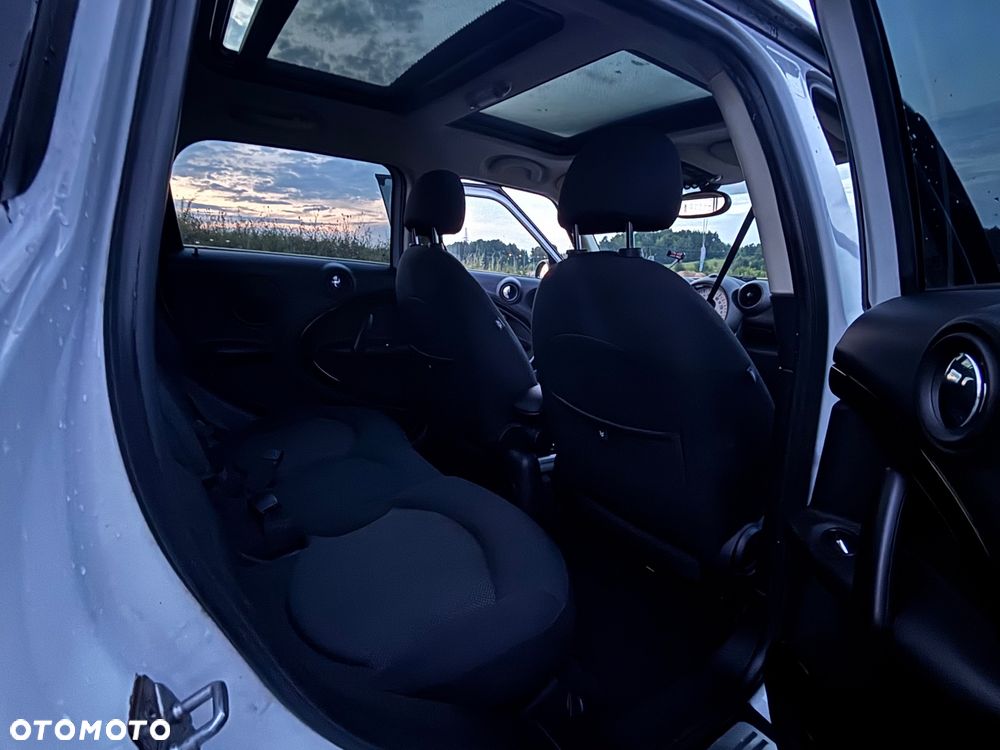 MINI Countryman One - 24